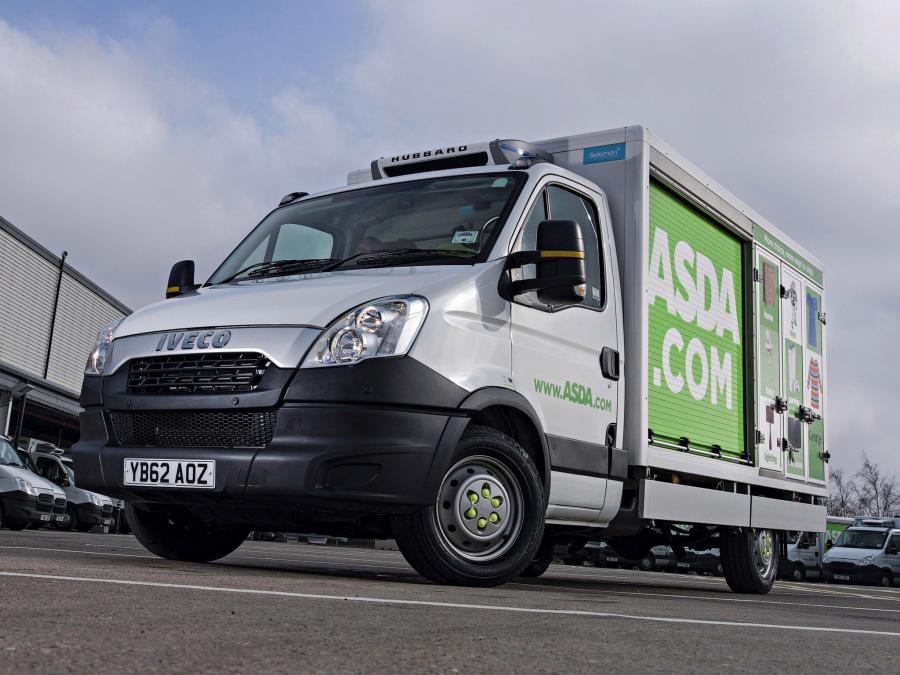  Iveco Daily Chassis Cab 2011 года  (UK) (фото 2 из 6)